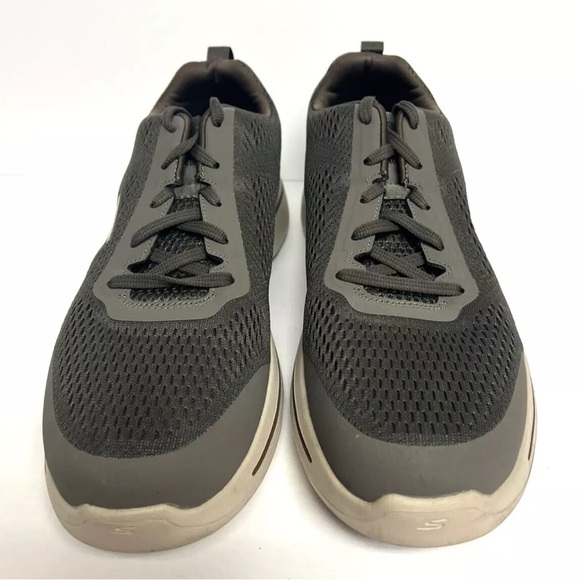 Skechers Mens Gowalk Arch Fit Sneaker Taupe Size 13 M main image 2